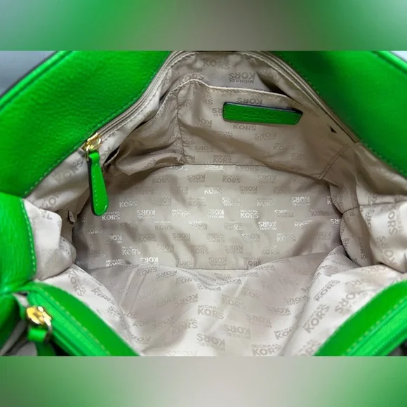 Vintage Michael Kors Hamilton Satchel - Kelly Green - Picture 7 of 8
